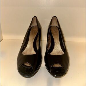 Lana Rounded Toe Patent Pumps